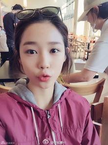 长沙女校花吃瓜,校园热传的瓜皮背后真相揭秘”